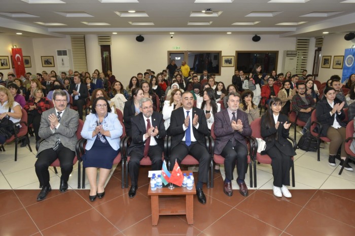 Ankara Univeristetində 18 oktyabr – Müstəqilliyin bərpası günü  qeyd olunub - FOTOLAR